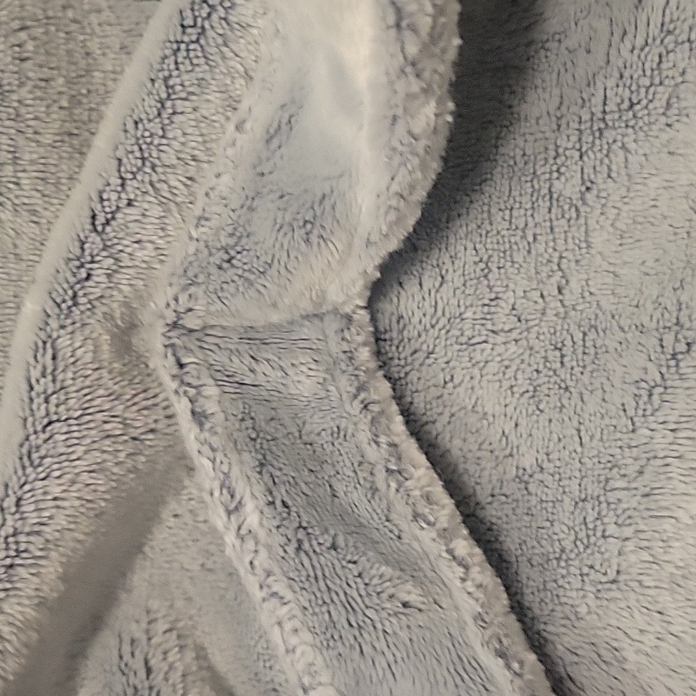 Pottery Barn kids Robe - Picture 3 of 3